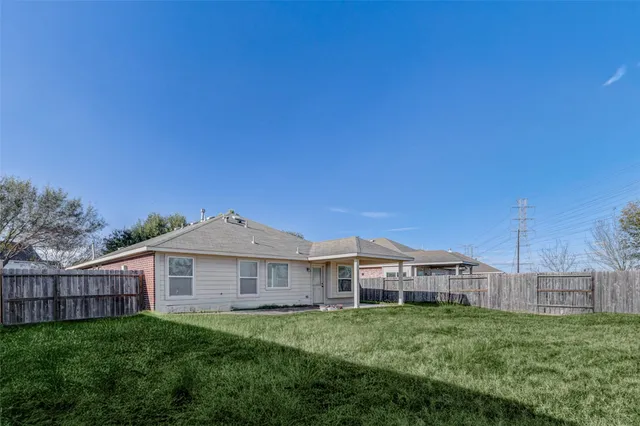 $280,000 | 2406 Seahorse Bend Drive, Katy, TX 77449