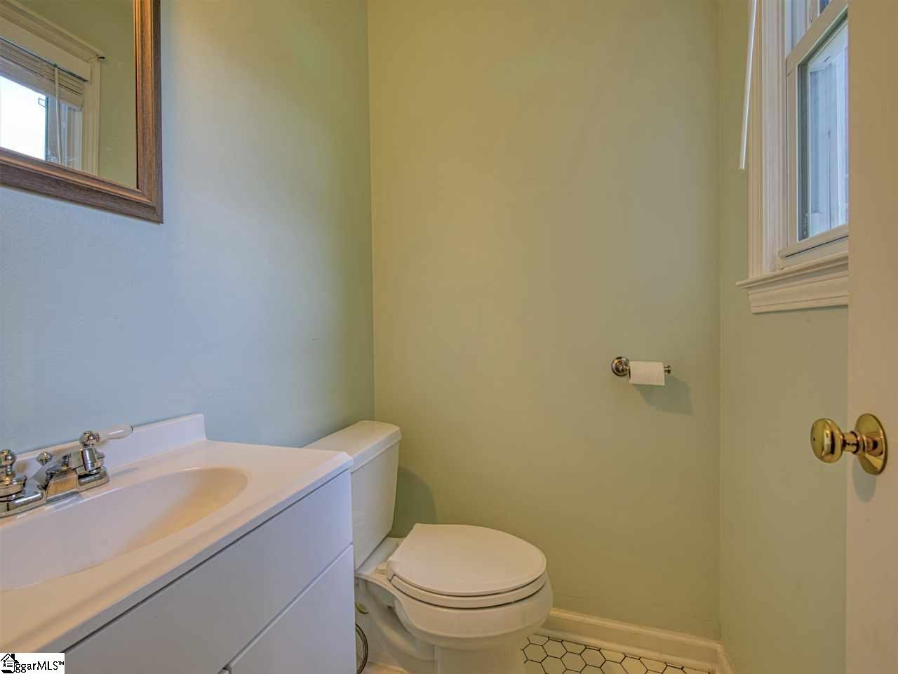 202 McAlister Road Easley, SC 29642 - Photo 18 of 34 Gallery Image 18