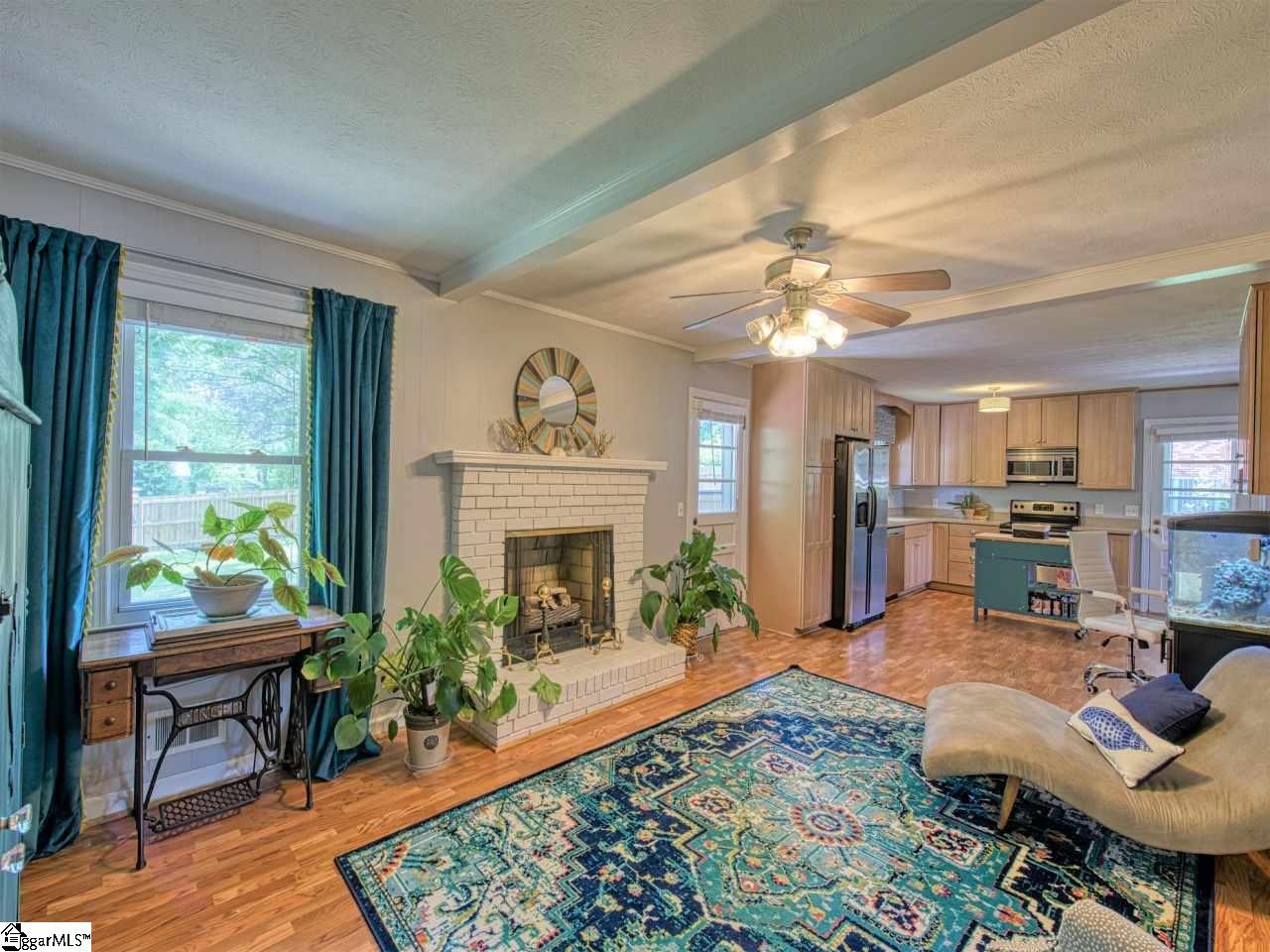 202 McAlister Road Easley, SC 29642 - Photo 6 of 34 Gallery Image 6