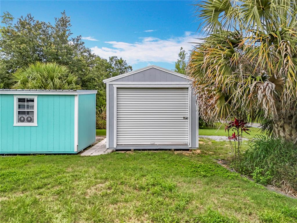 9506 Number 2 Road Howey-in-the-Hills, FL 34737 - Photo 12 of 59