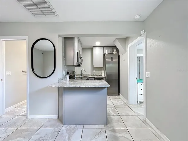 $250,000 | 9506 Number 2 Road, Howey-in-the-Hills, FL 34737