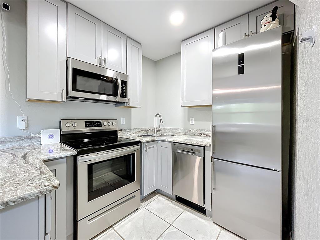 9506 Number 2 Road Howey-in-the-Hills, FL 34737 - Photo 21 of 59