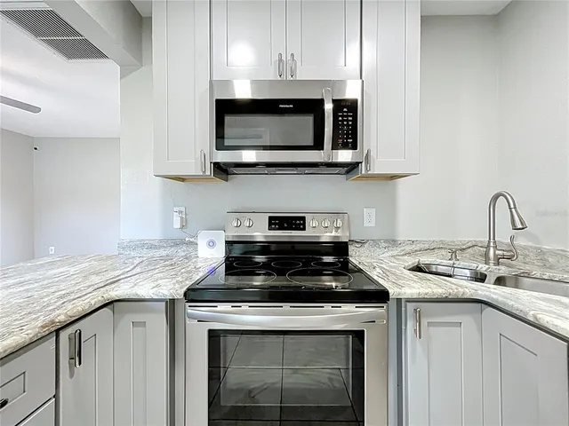 $250,000 | 9506 Number 2 Road, Howey-in-the-Hills, FL 34737