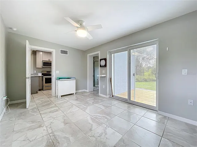 $250,000 | 9506 Number 2 Road, Howey-in-the-Hills, FL 34737