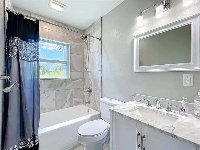 $250,000 | 9506 Number 2 Road, Howey-in-the-Hills, FL 34737