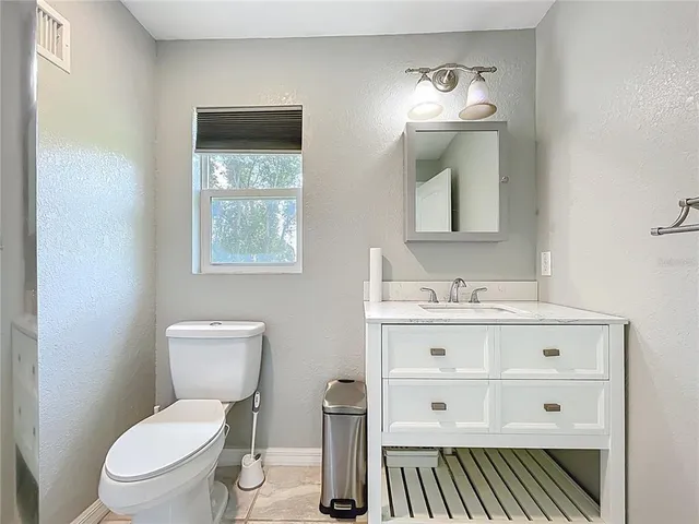 $250,000 | 9506 Number 2 Road, Howey-in-the-Hills, FL 34737