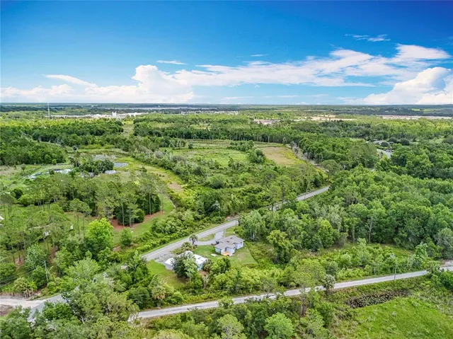 $250,000 | 9506 Number 2 Road, Howey-in-the-Hills, FL 34737