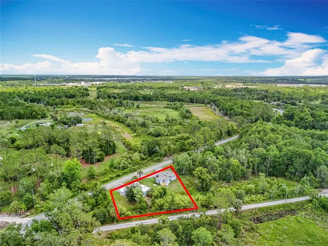 $250,000 | 9506 Number 2 Road, Howey-in-the-Hills, FL 34737