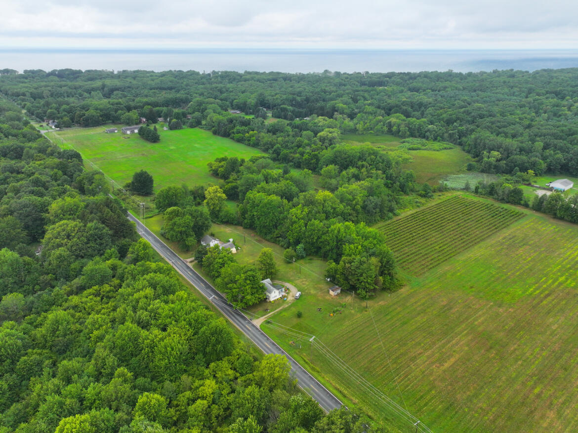 4.17 A Coloma Road Benton Harbor, MI 49022 - Photo 5 of 21 DJI_20250812131337_0861_D