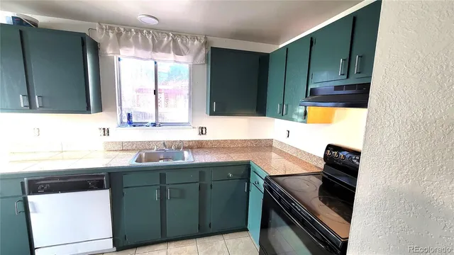 $2,900 | 7776 Carr Drive, Arvada, CO 80005