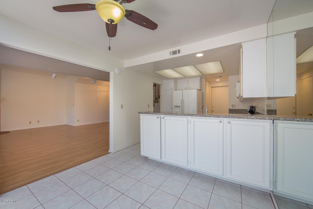 1854 Rory Lane, Unit 3 Simi Valley, CA 93063 - Photo 9 of 29