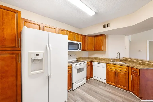 $1,800 | 8801 Wiles Road, Unit 304, Coral Springs, FL 33067