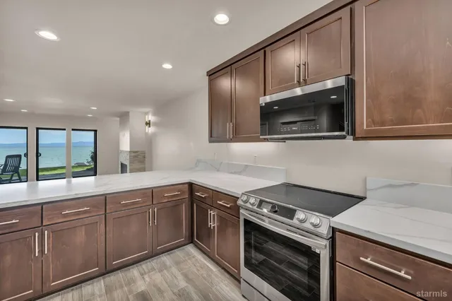 $1,749,999 | 761 Lakeview Avenue, South Lake Tahoe, CA 96150