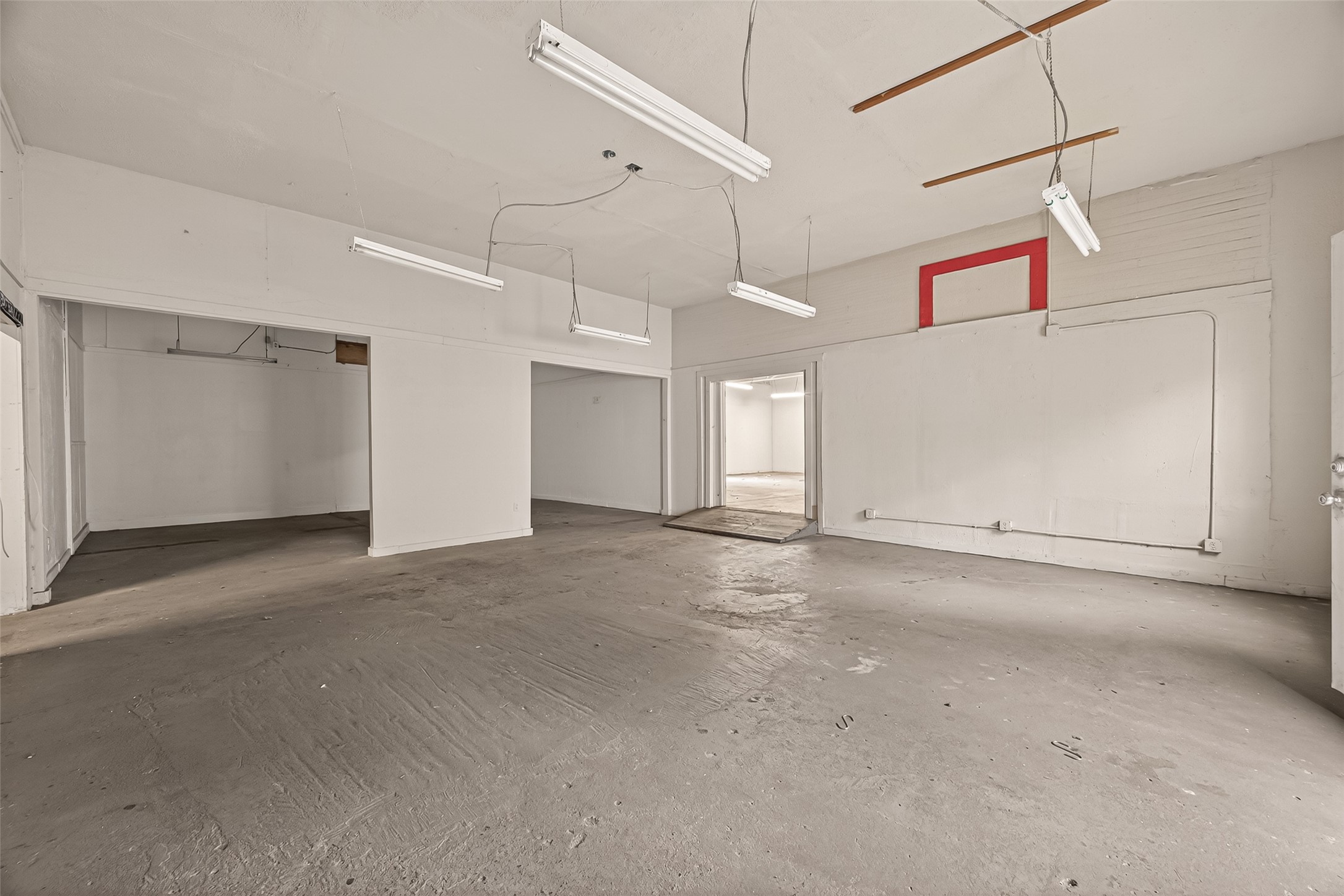 2102 Common Street Houston, TX 77009 - Photo 8 of 22