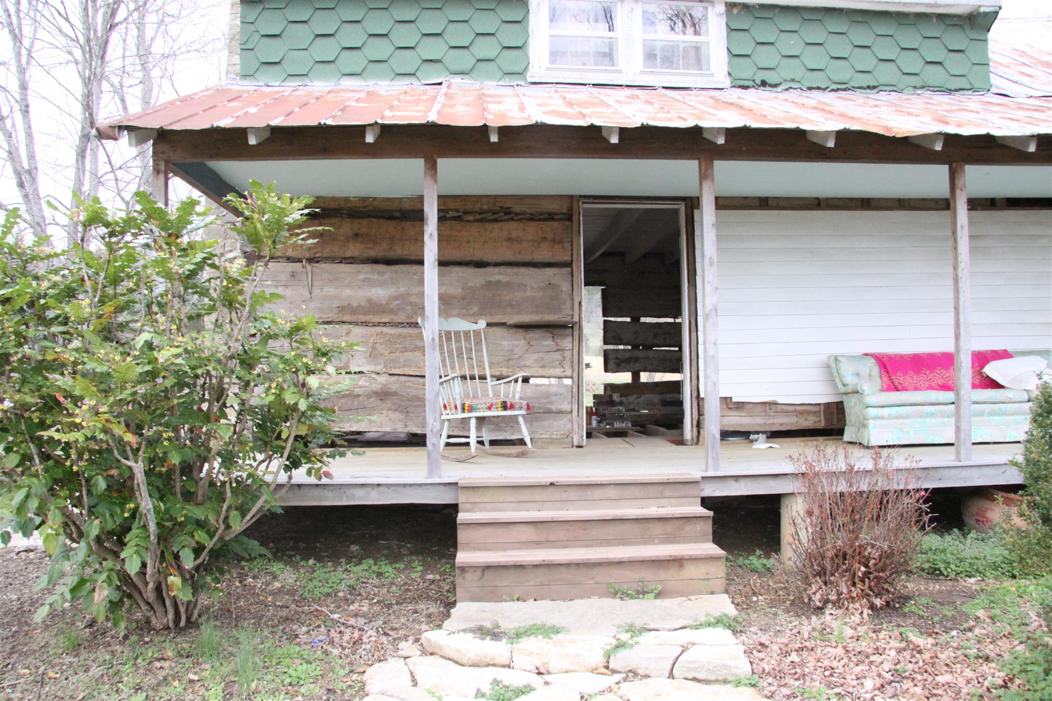 1311 Iron Bridge Road Columbia, TN 38401 - Photo 3 of 30 a view of entryway with outdoor area