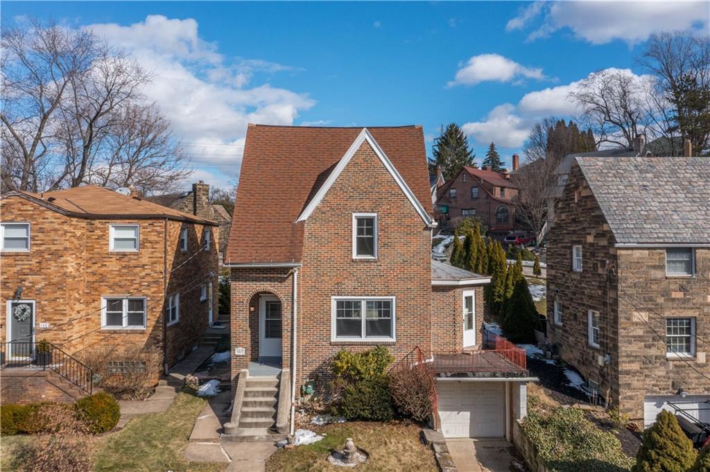 140 Cochran Road Pittsburgh, PA 15228 - Photo 1 of 25 Gallery Image 1