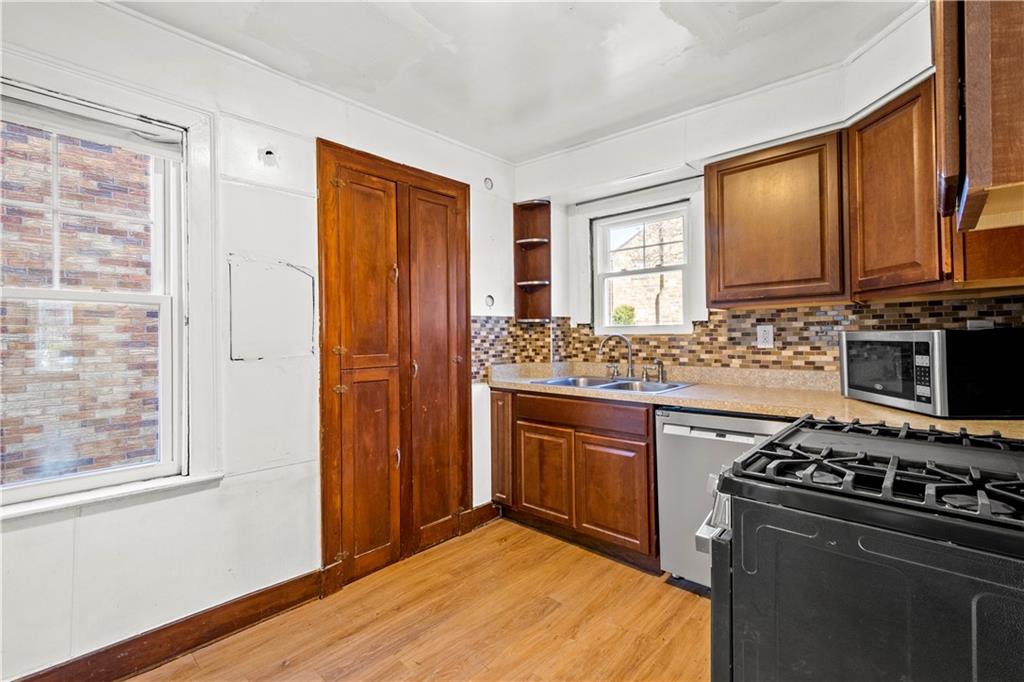 140 Cochran Road Pittsburgh, PA 15228 - Photo 13 of 25 Gallery Image 13