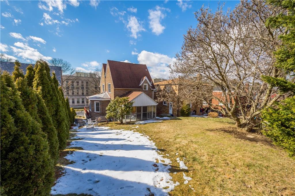 140 Cochran Road Pittsburgh, PA 15228 - Photo 2 of 25 Gallery Image 2
