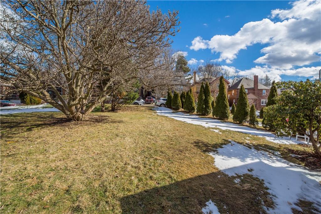 140 Cochran Road Pittsburgh, PA 15228 - Photo 23 of 25 Gallery Image 23