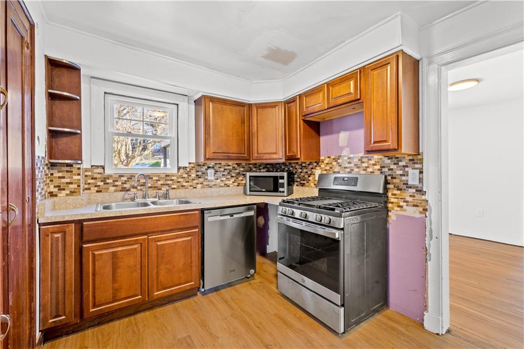 140 Cochran Road Pittsburgh, PA 15228 - Photo 10 of 25 Gallery Image 10