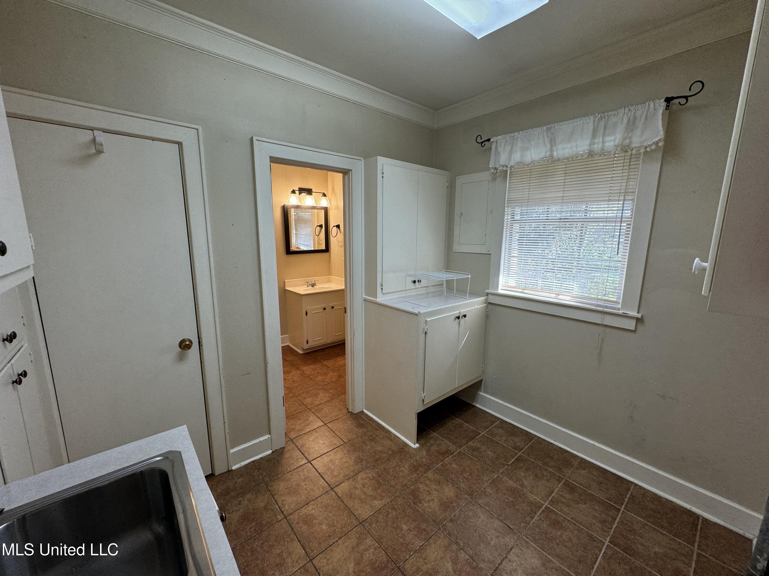 951 South Church Street Brookhaven, MS 39601 - Photo 29 of 36 IMG_2101