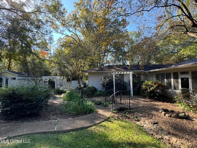 $350,000 | 951 South Church Street, Brookhaven, MS 39601