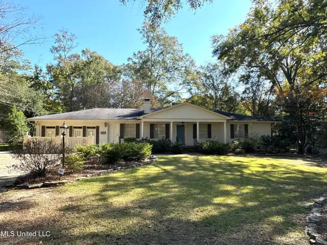 $350,000 | 951 South Church Street, Brookhaven, MS 39601