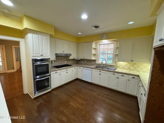 $350,000 | 951 South Church Street, Brookhaven, MS 39601