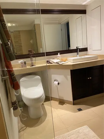 $339,000 | 10 B Oeste 28-154a, Unit 201, Arlington, FL 76004