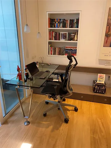 $339,000 | 10 B Oeste 28-154a, Unit 201, Arlington, FL 76004