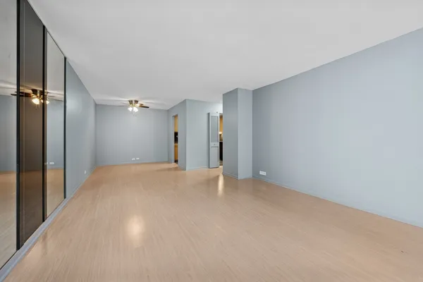 $339,000 | 155 North Harbor Drive, Unit 2605, Chicago, IL 60601