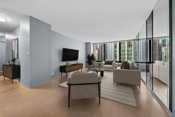 $339,000 | 155 North Harbor Drive, Unit 2605, Chicago, IL 60601