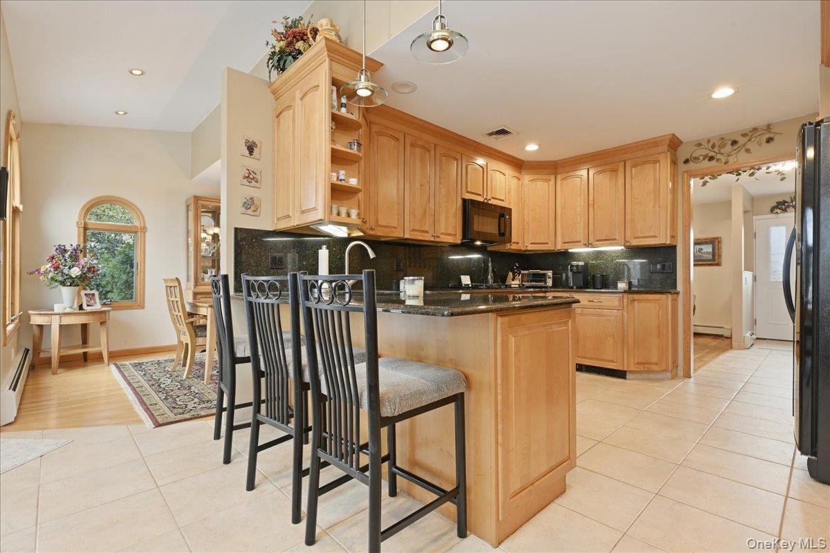 19 Keswick Lane Plainview, NY 11803 - Photo 19 of 50