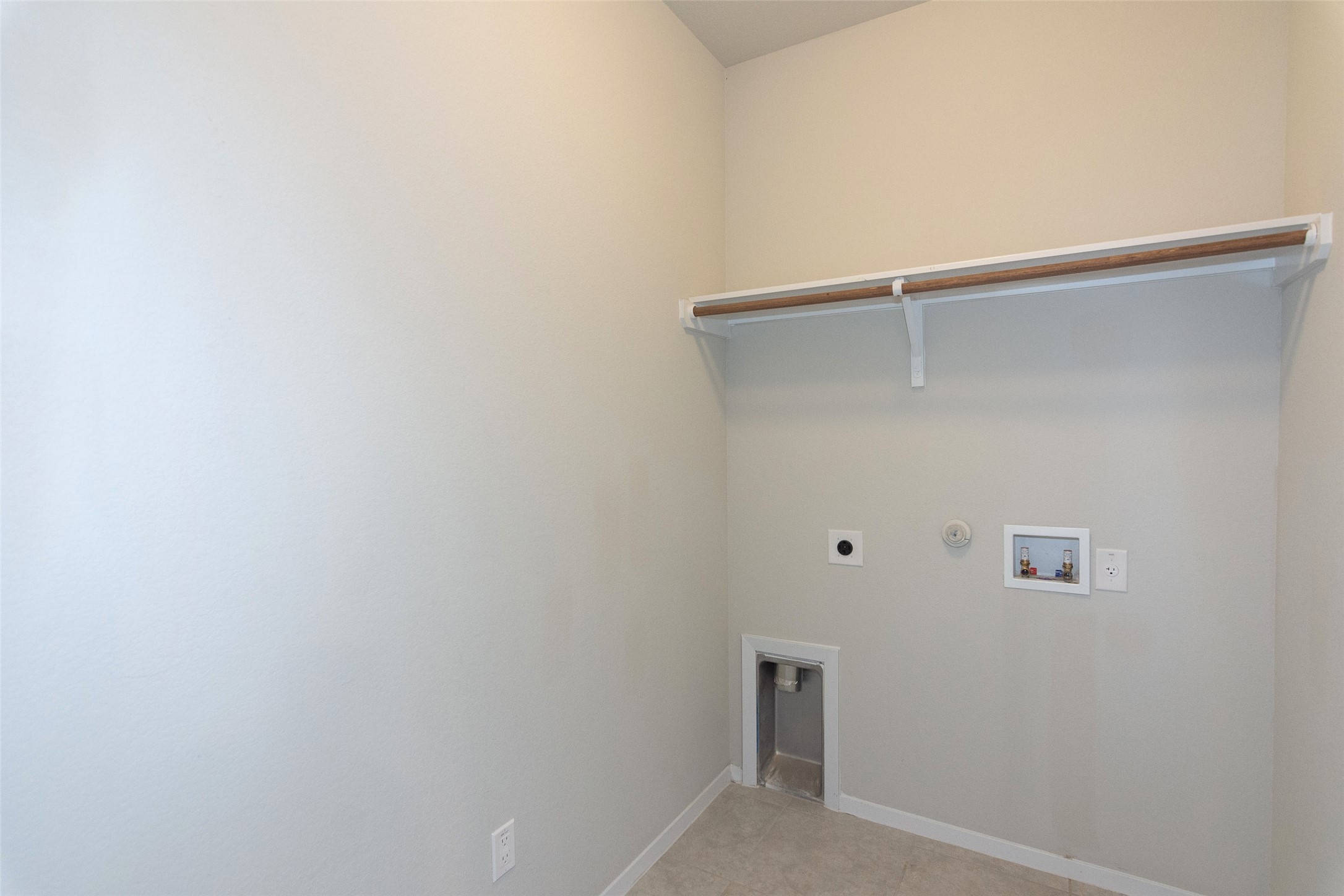 350 Fabion Street Kyle, TX 78640 - Photo 28 of 33 a view of closet