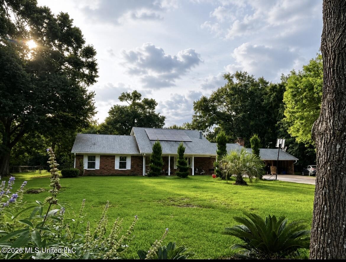 10198 Gorenflo Road D'Iberville, MS 39540 - Photo 1 of 8 IMG_4330