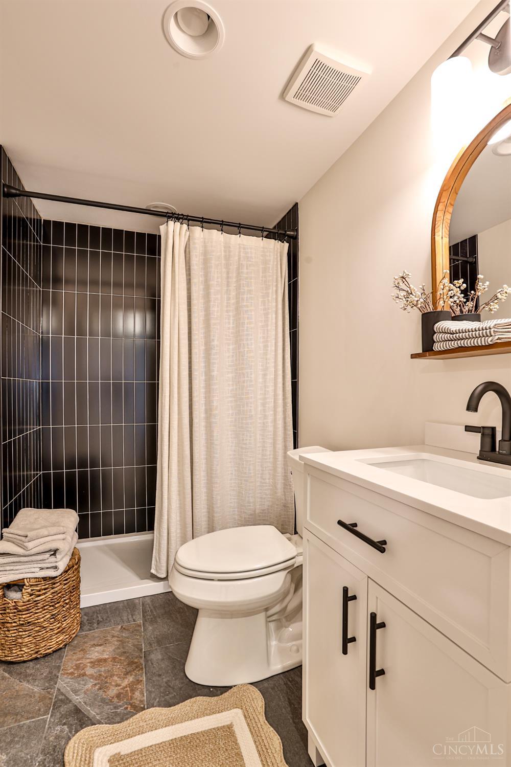 8765 Weller Road Cincinnati, OH 45249 - Photo 41 of 63