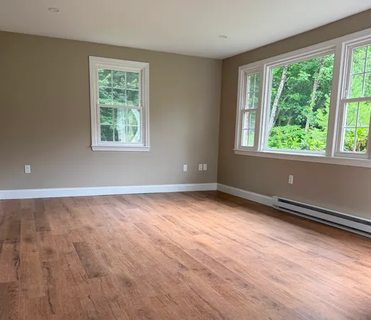 $2,995 | 16 Boulder Drive, Unit B, Hudson, NH 03051