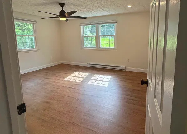 $2,995 | 16 Boulder Drive, Unit B, Hudson, NH 03051