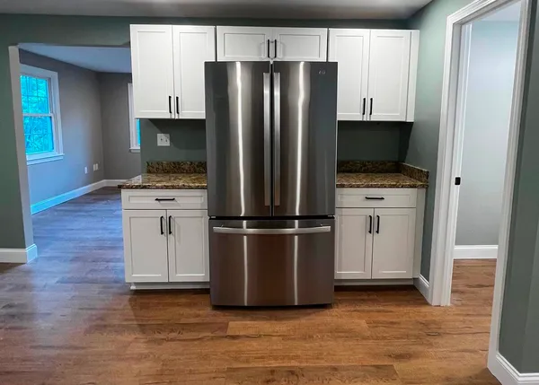 $2,995 | 16 Boulder Drive, Unit B, Hudson, NH 03051