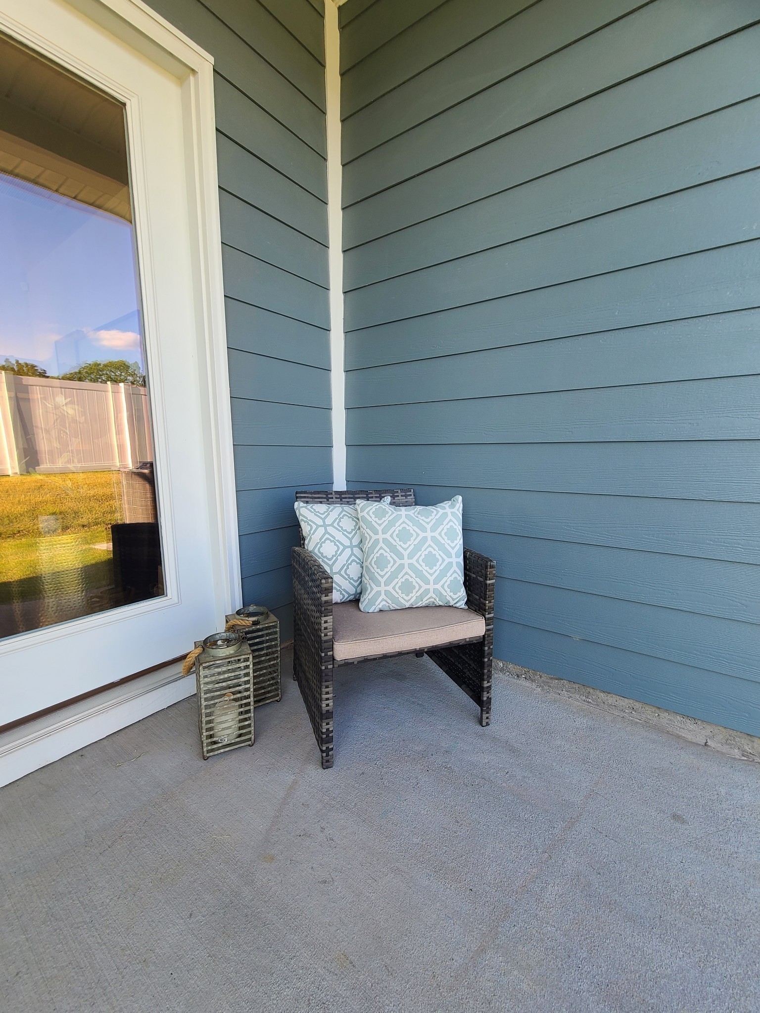 130 Cecil Road Lebanon, TN 37087 - Photo 25 of 46 a view of an outdoor space with porch