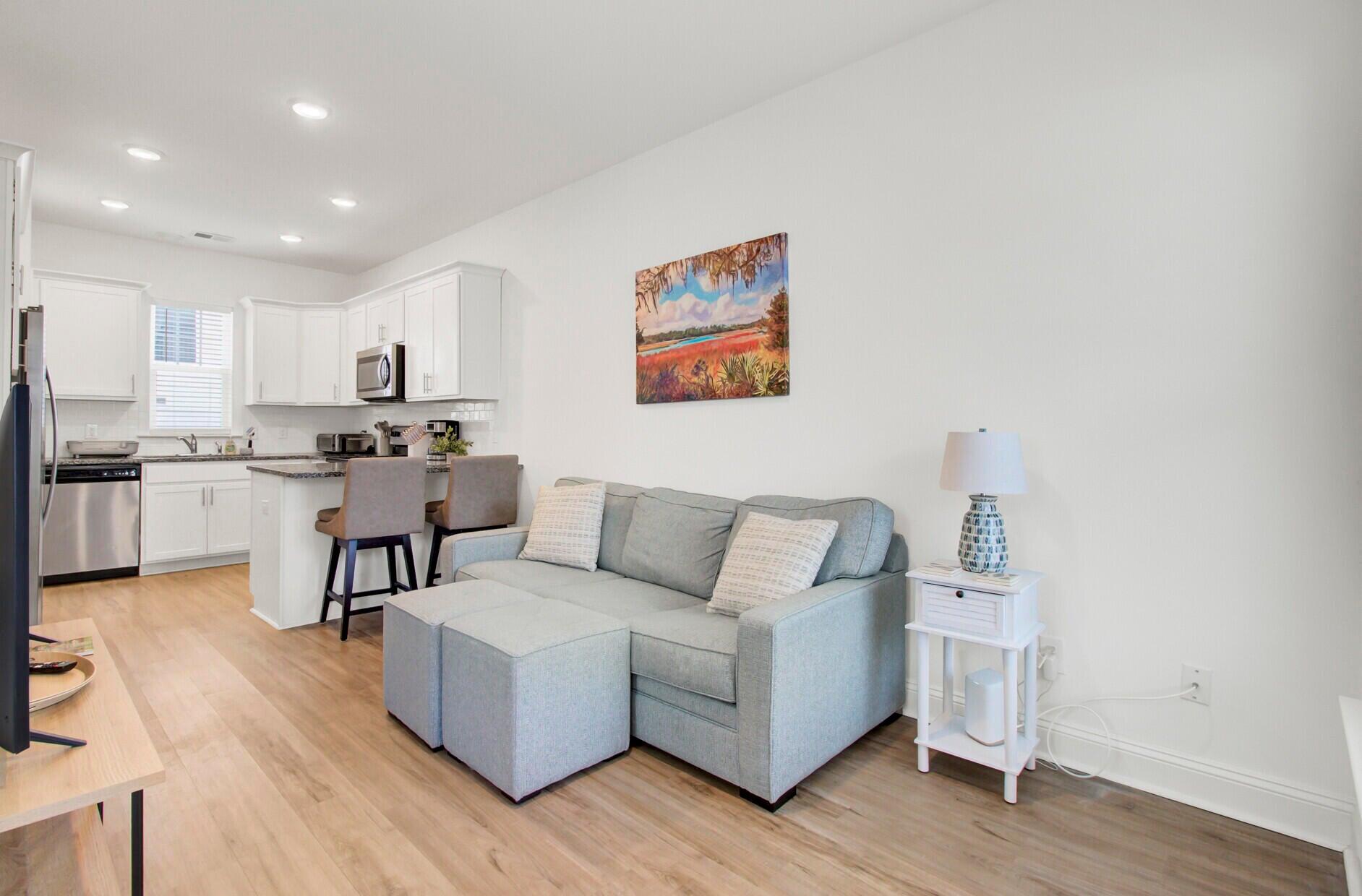 1531 Foster Creek Road Hanahan, SC 29410 - Photo 4 of 25 Living Area
