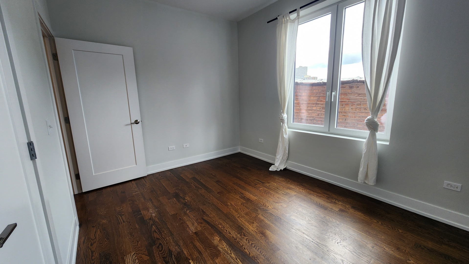 4428 North Sheridan Road, Unit 4A Chicago, IL 60640 - Photo 13 of 18