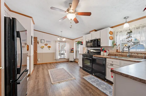 $219,900 | 100 Northwest 10th Street, Grand Rapids, MN 55744