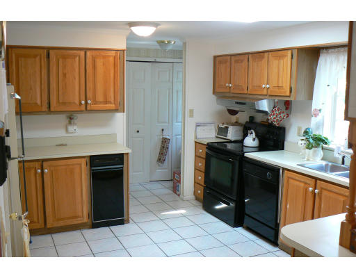 6 Ridgewood Circle Bridgewater, MA 02324 - Photo 11 of 20 Gallery Image 11