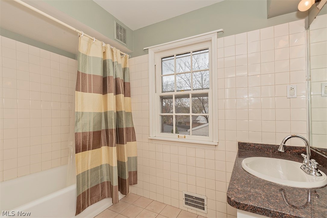 2624 Saybrook Road Cleveland, OH 44118 - Photo 30 of 34 Gallery Image 30