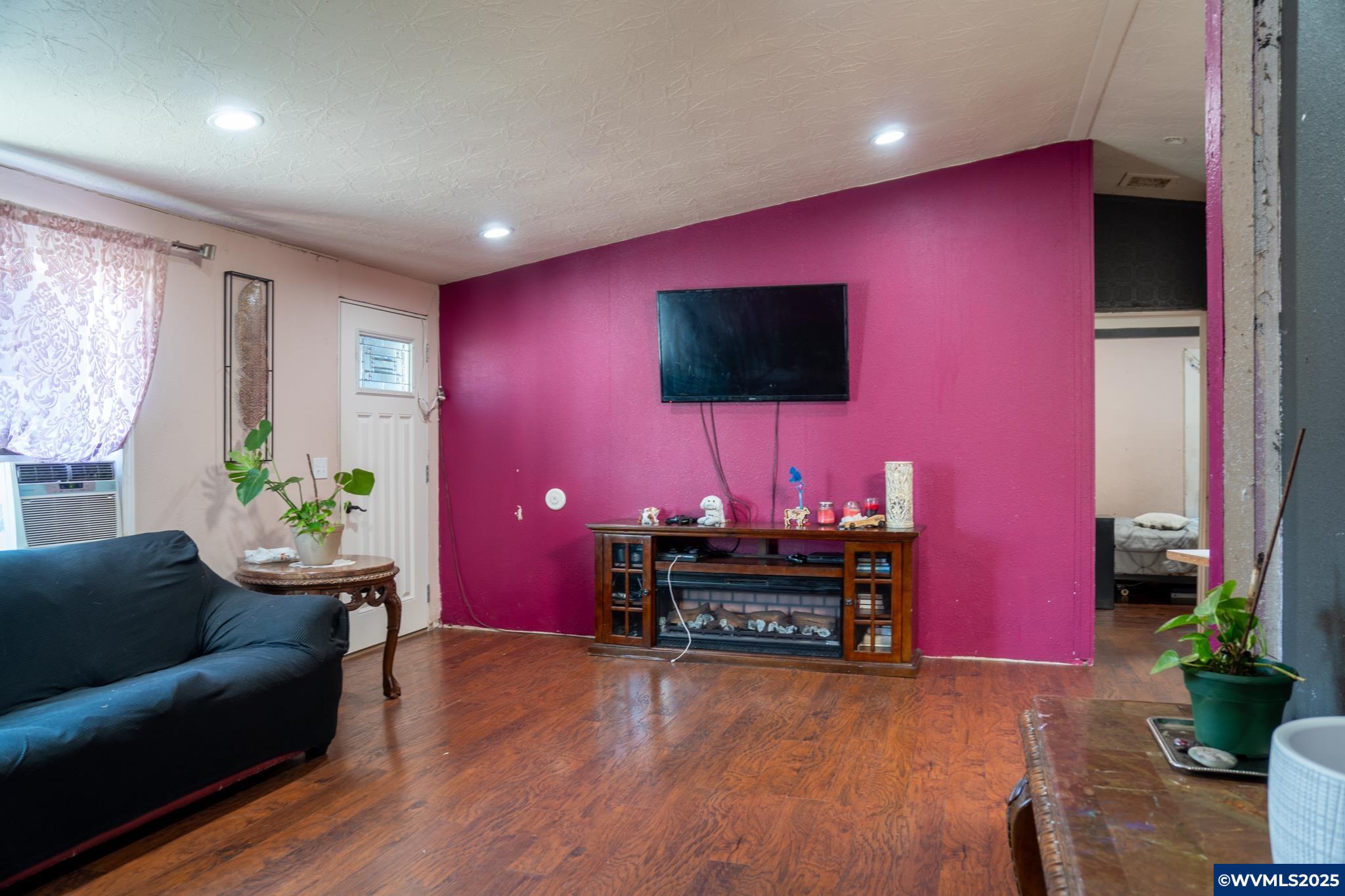 300 South Everest Road, Unit 19 Newberg, OR 97132 - Photo 6 of 26