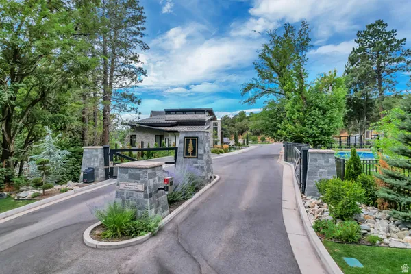 $799,000 | 677 North Hidden Hollow, Unit 6, Farmington, UT 84025