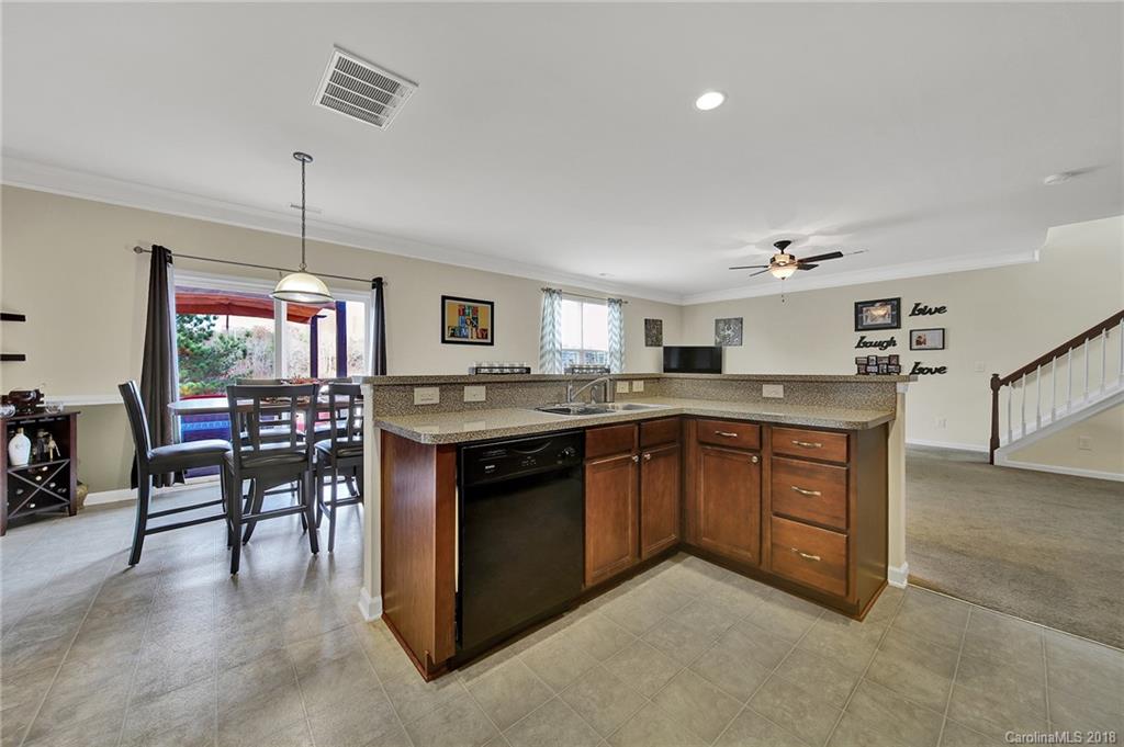 16127 Raptor Court Charlotte, NC 28278 - Photo 8 of 32