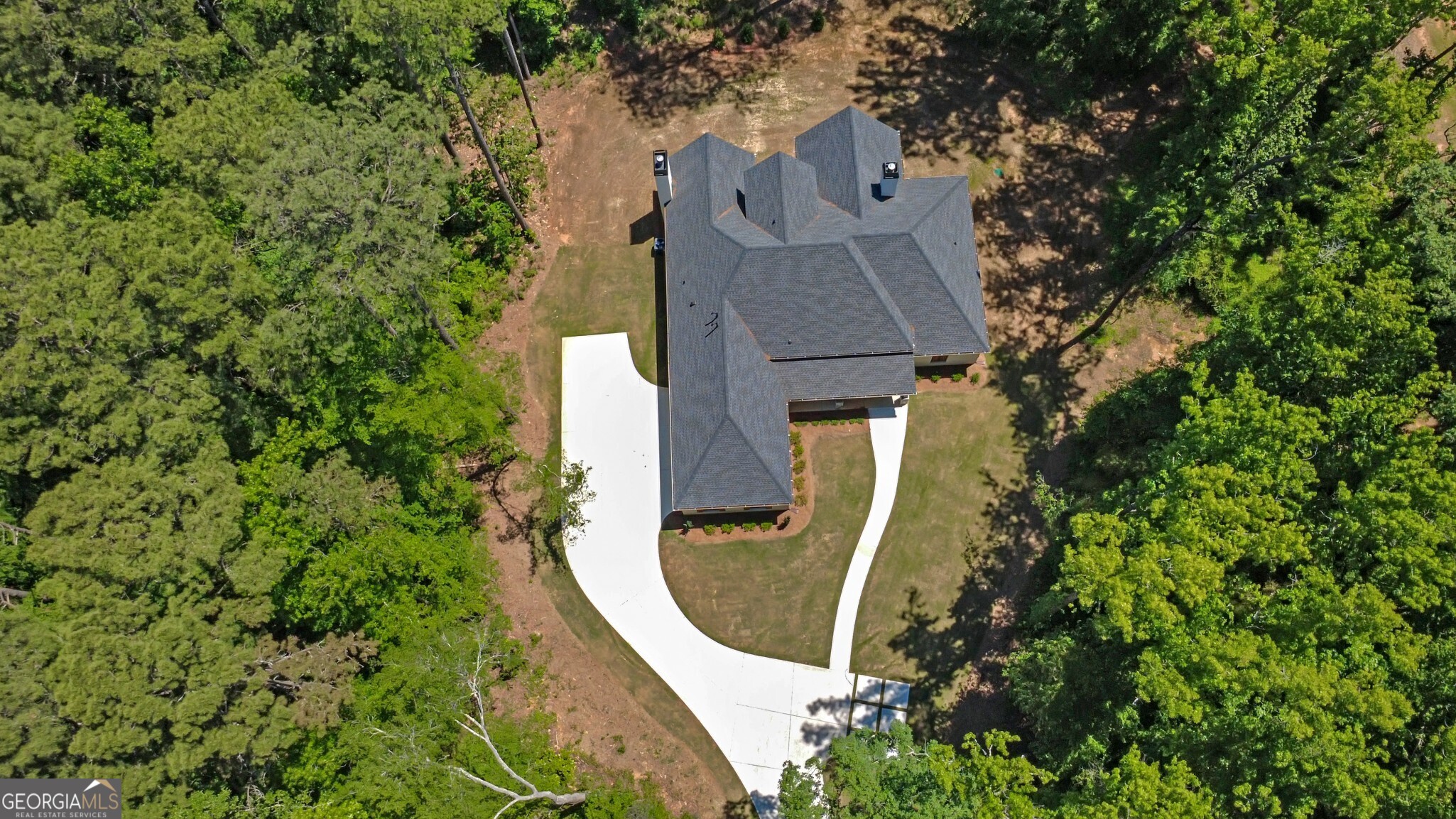 2043 Fischer Road Sharpsburg, GA 30277 - Photo 2 of 52