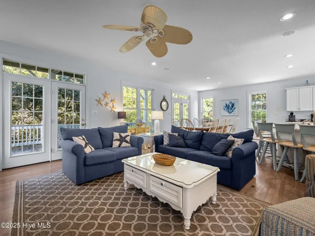 $1,400,000 | 9902 Colonel Hansen Court, Emerald Isle, NC 28594